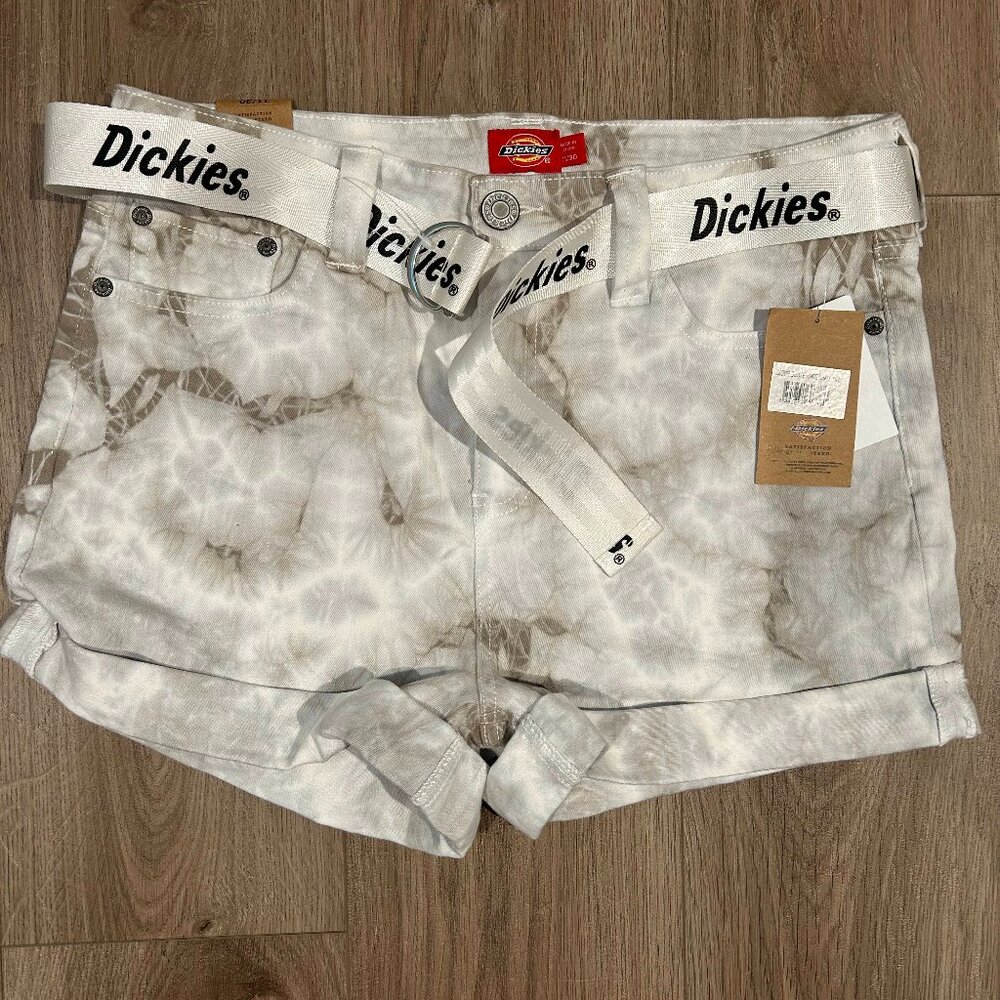 Dickies High-Rise Cuffed Shorts